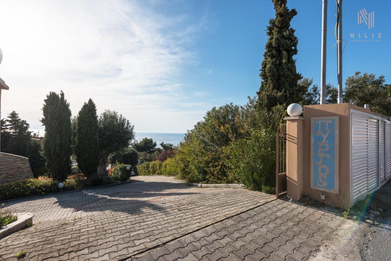 Breathtaking Villa, Nilie Hospitality Mgmt Poszídi Kültér fotó